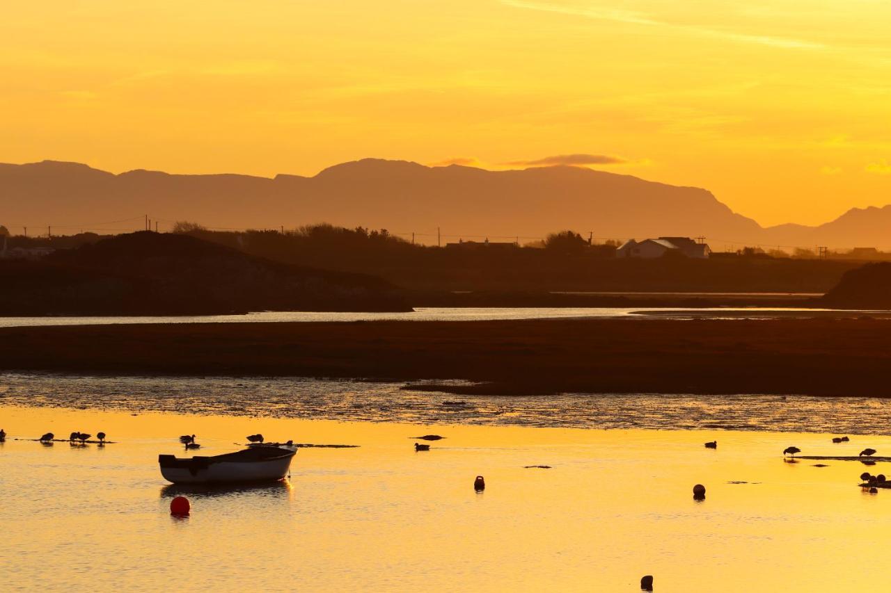 Caban Cariad Holyhead Dış mekan fotoğraf